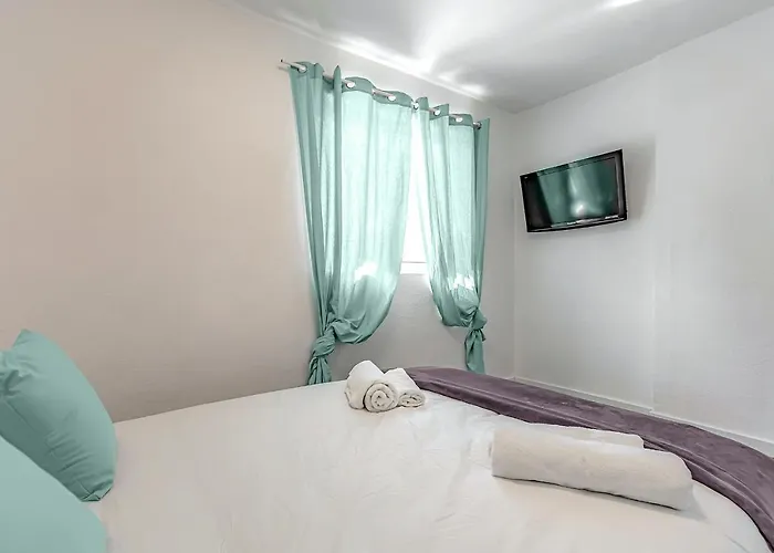 Apartamento Vistas Al Teide Y Al Mar 4 *