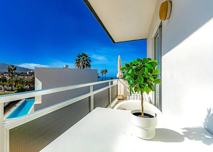 Vistas Al Teide Y Al Mar 4